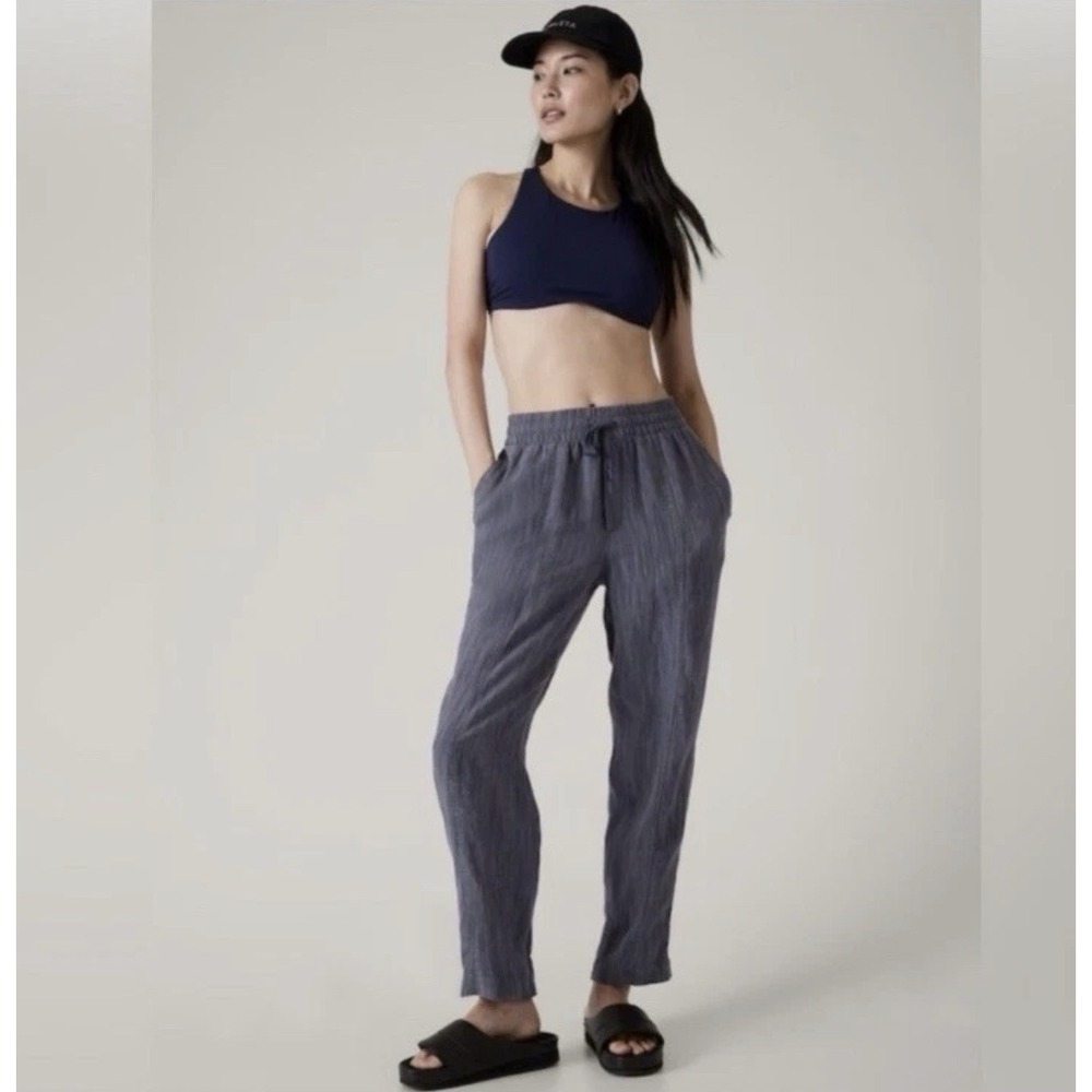 Athleta Retreat Linen Ankle Pant in Raining Violet Blue Size XXS
